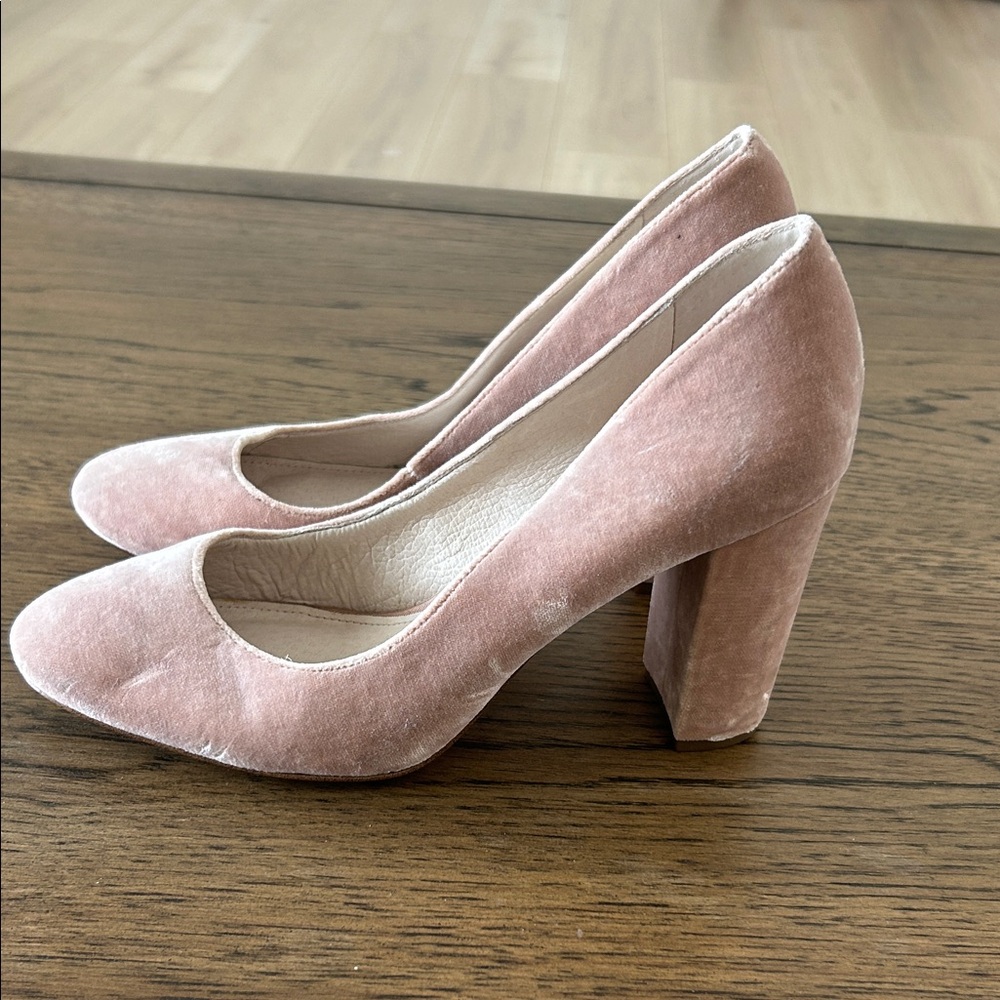 Louise et Cie Pink Velvet Heels